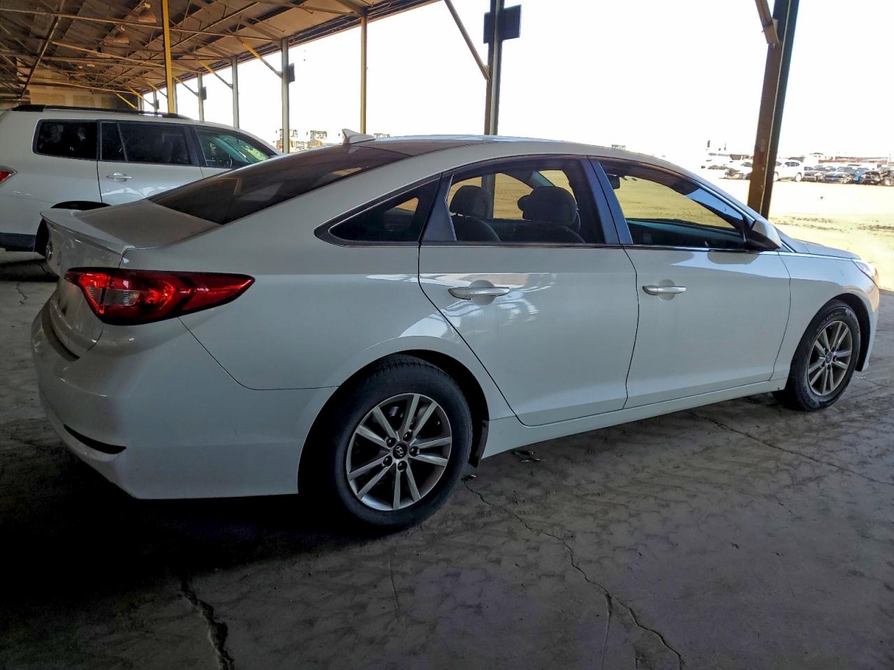 2015 HYUNDAI SONATA SE photo 7