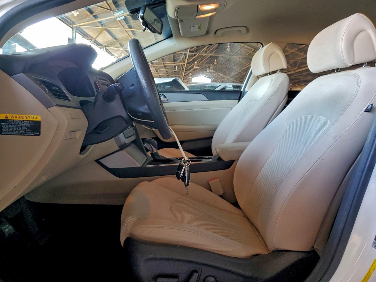 2015 HYUNDAI SONATA SE photo 19