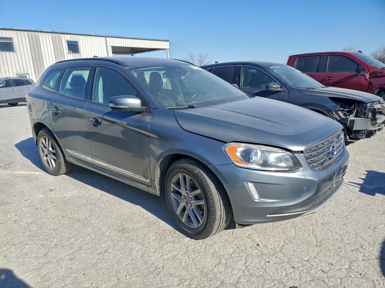 2017 VOLVO XC60 T5 photo 10