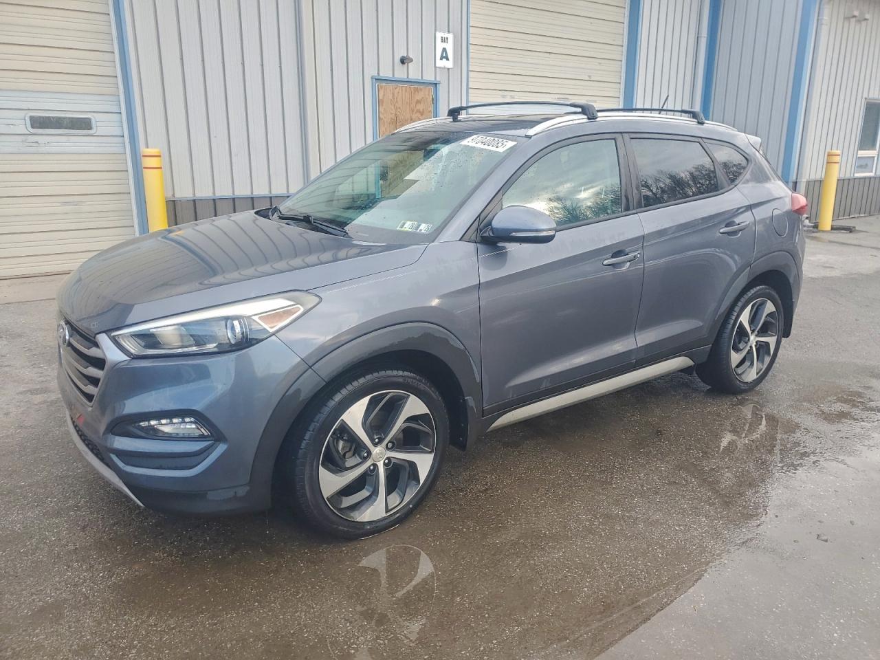 2017 HYUNDAI TUCSON
