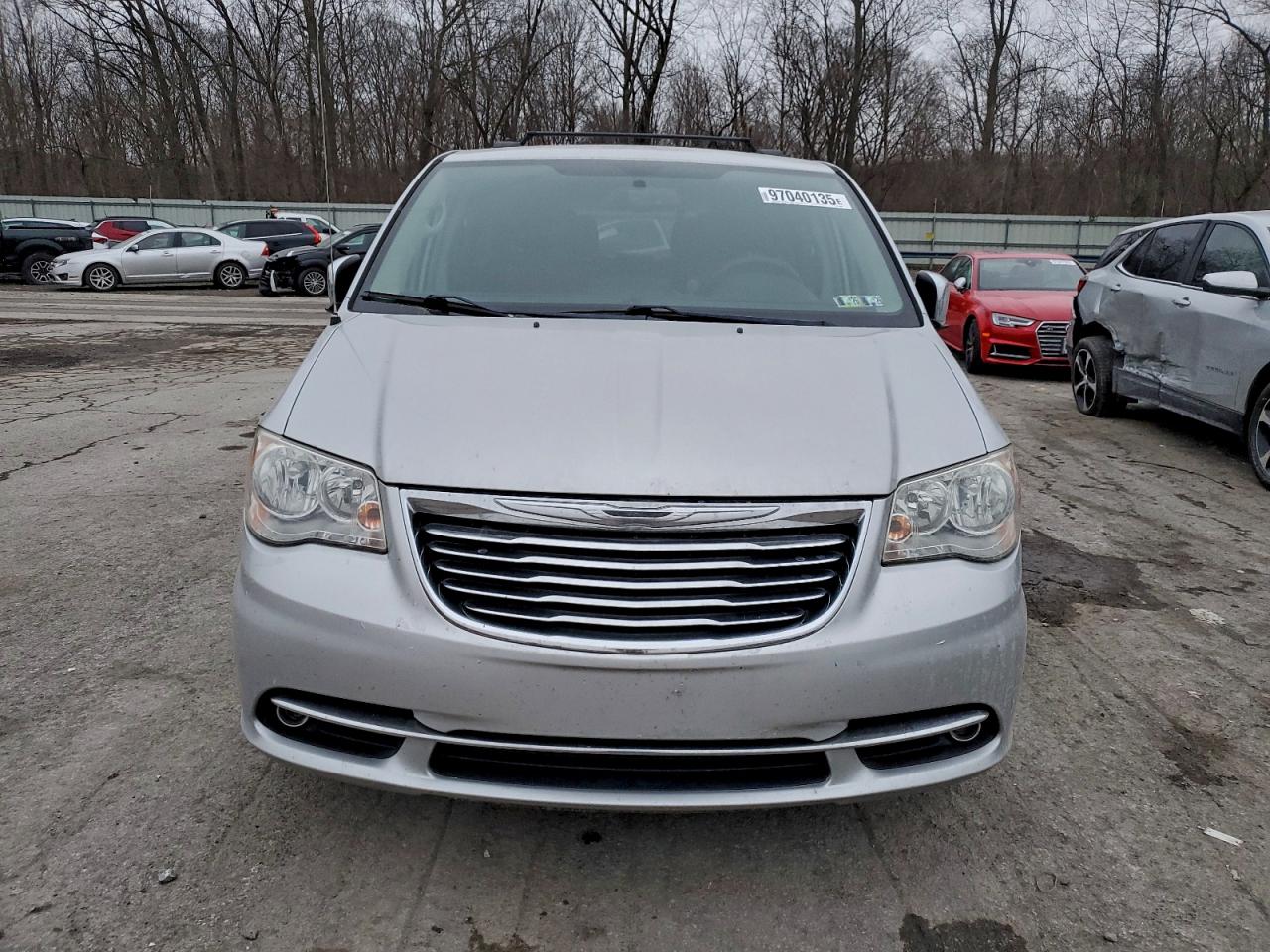2012 CHRYSLER TOWN & COUNTRY TOURING L photo 9