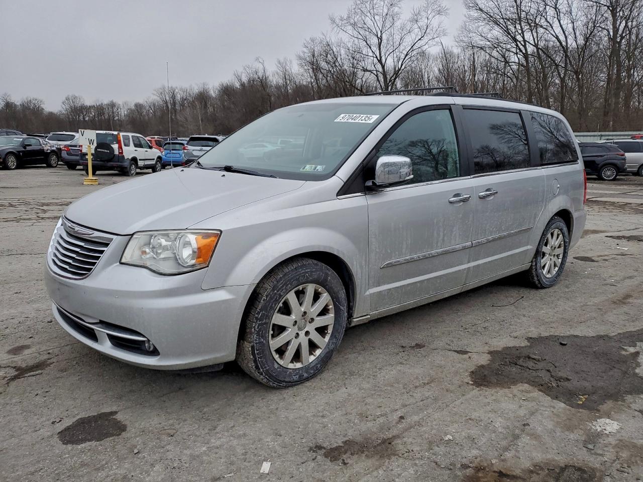 2012 CHRYSLER TOWN & COUNTRY