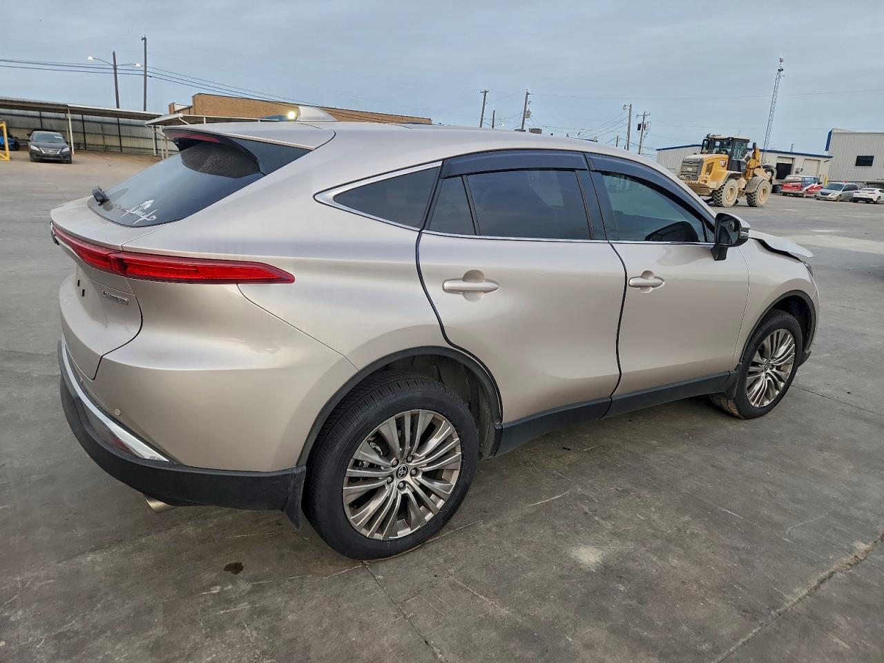 2023 TOYOTA VENZA LE photo 5