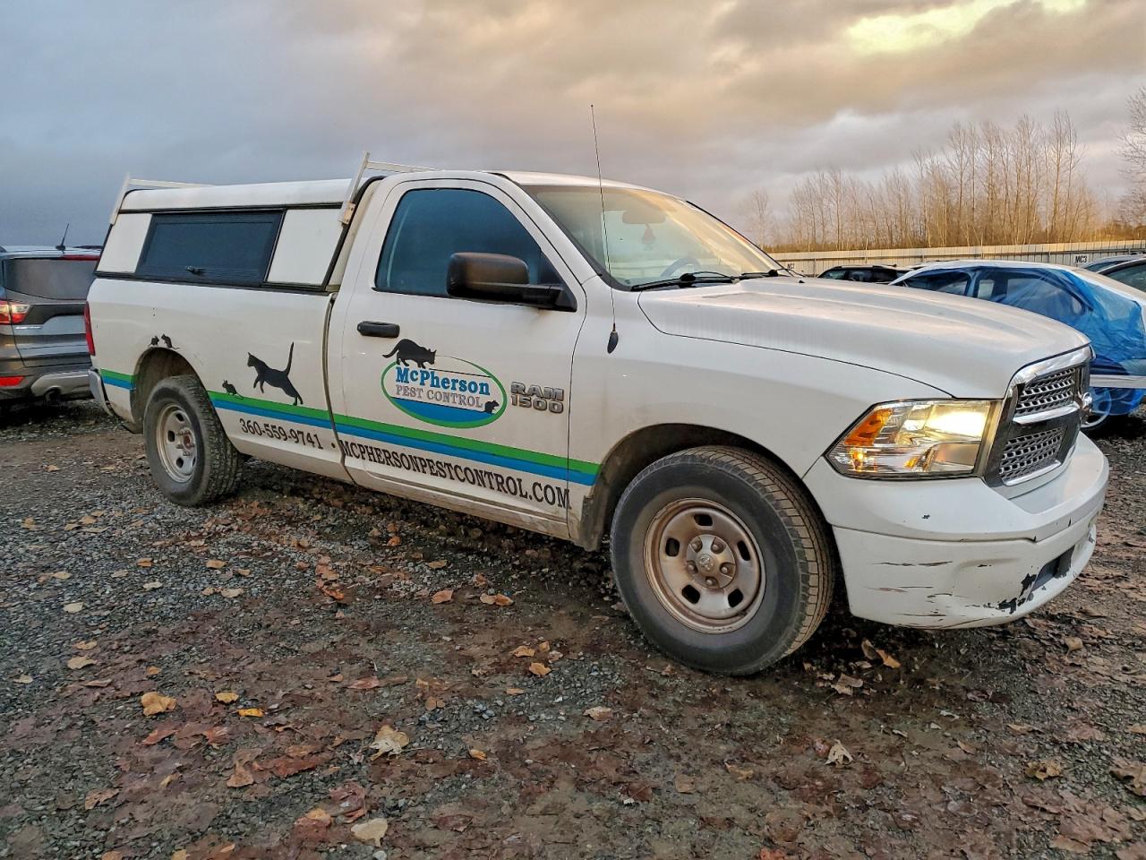 2014 RAM 1500 ST photo 10