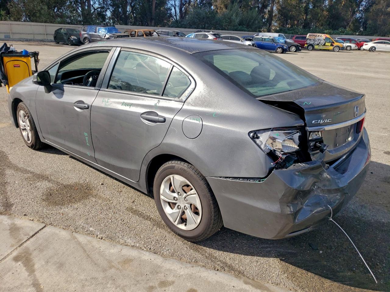 2013 HONDA CIVIC LX photo 4