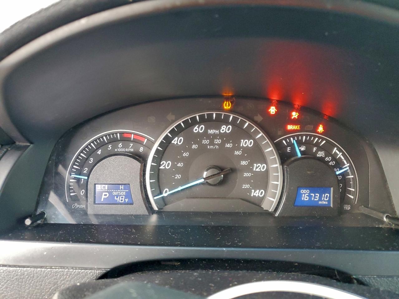 2014 TOYOTA CAMRY L photo 9