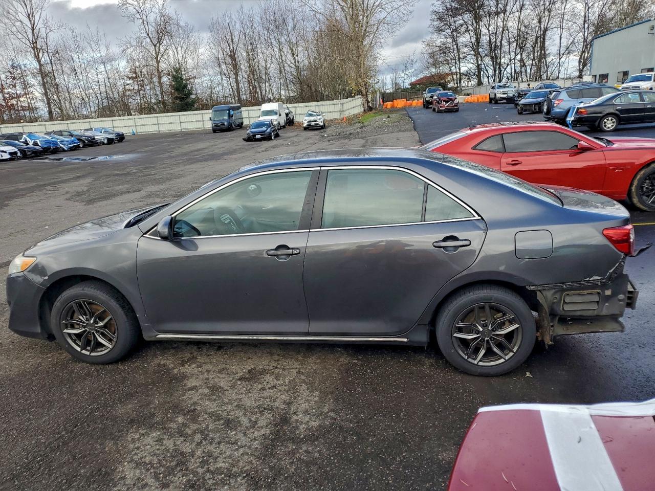2014 TOYOTA CAMRY