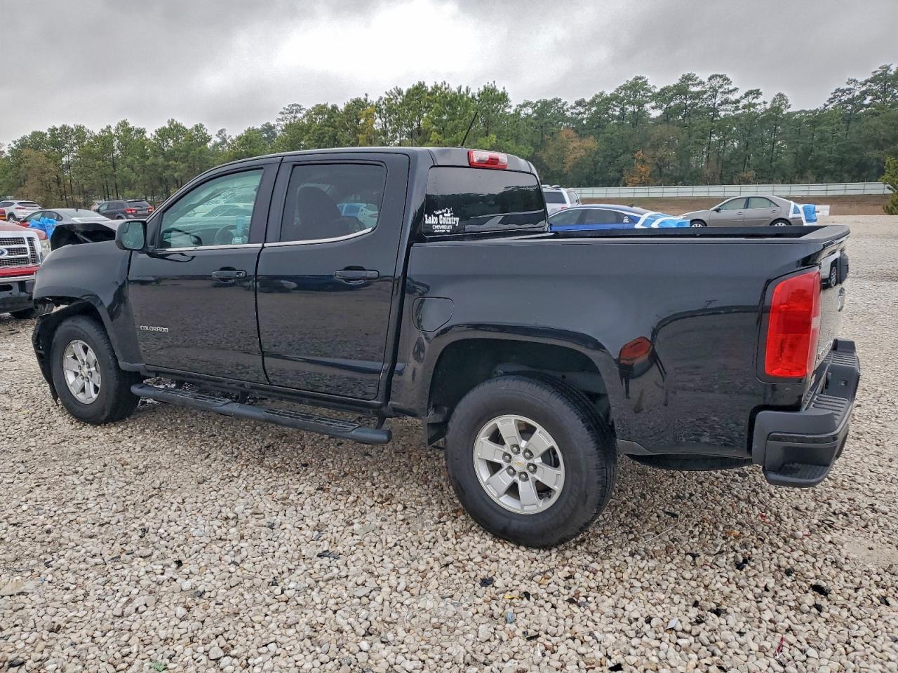 2019 CHEVROLET COLORADO photo 2