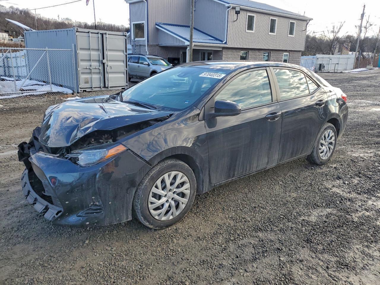 2018 TOYOTA COROLLA