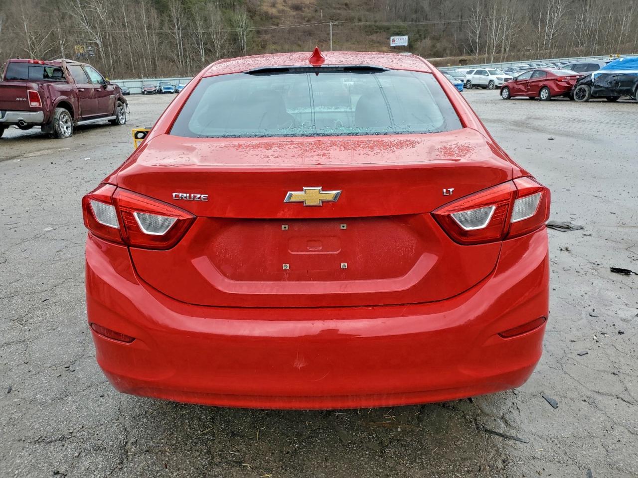 2017 CHEVROLET CRUZE LT photo 6