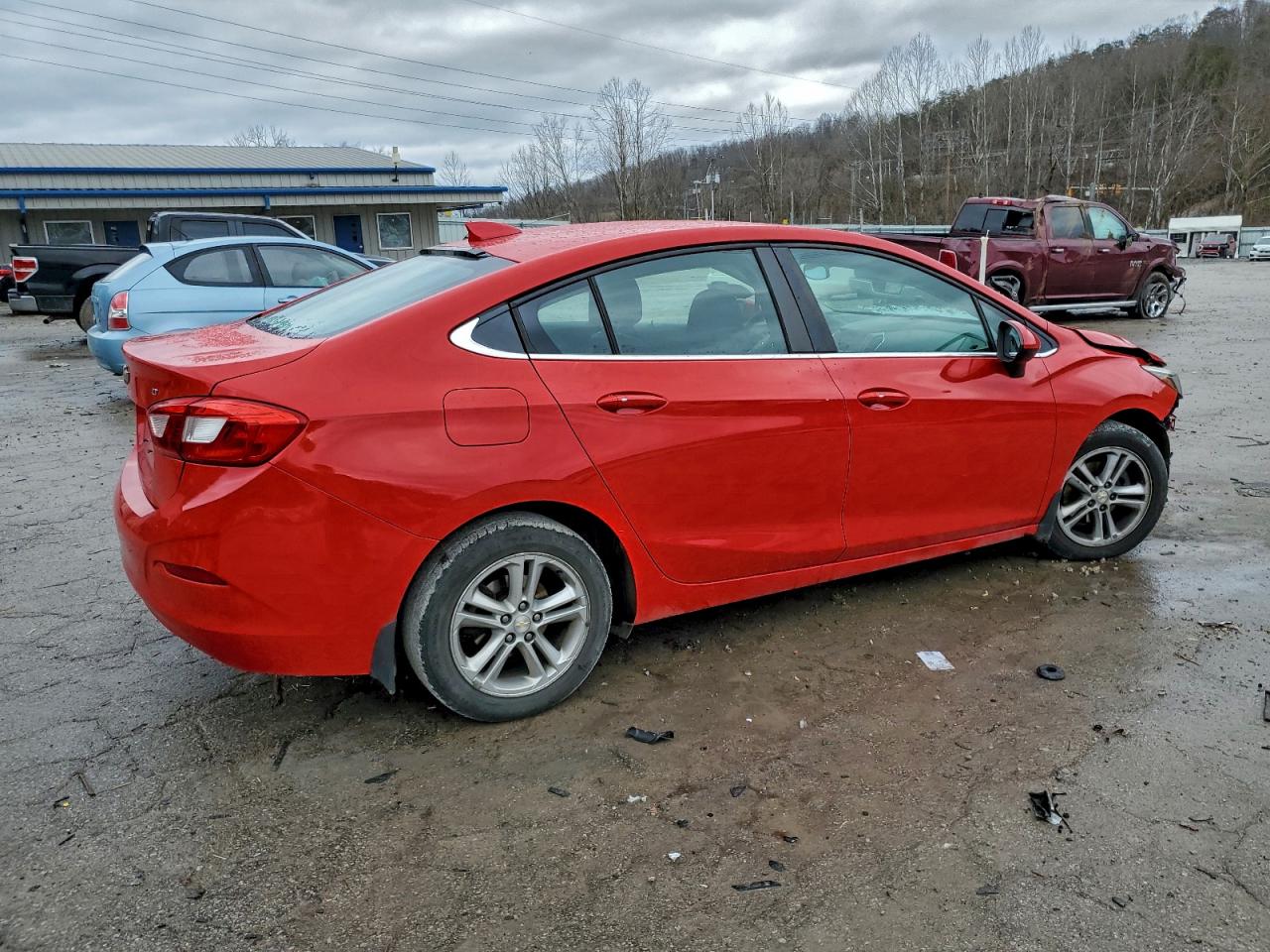 2017 CHEVROLET CRUZE LT photo 3
