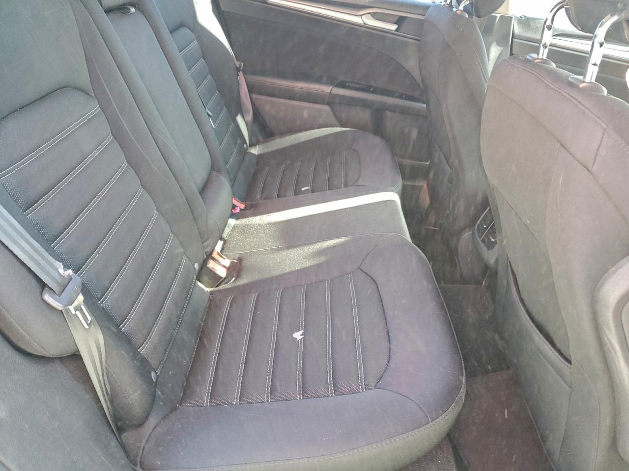 2013 FORD FUSION SE photo 28