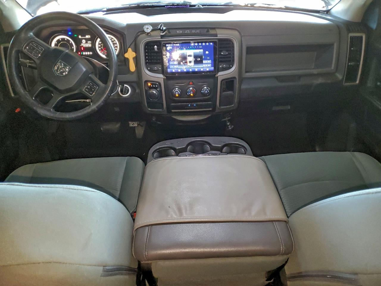2017 RAM 1500 ST photo 8