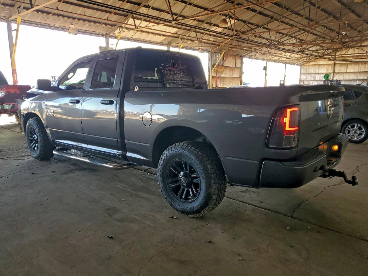 2017 RAM 1500 ST photo 2