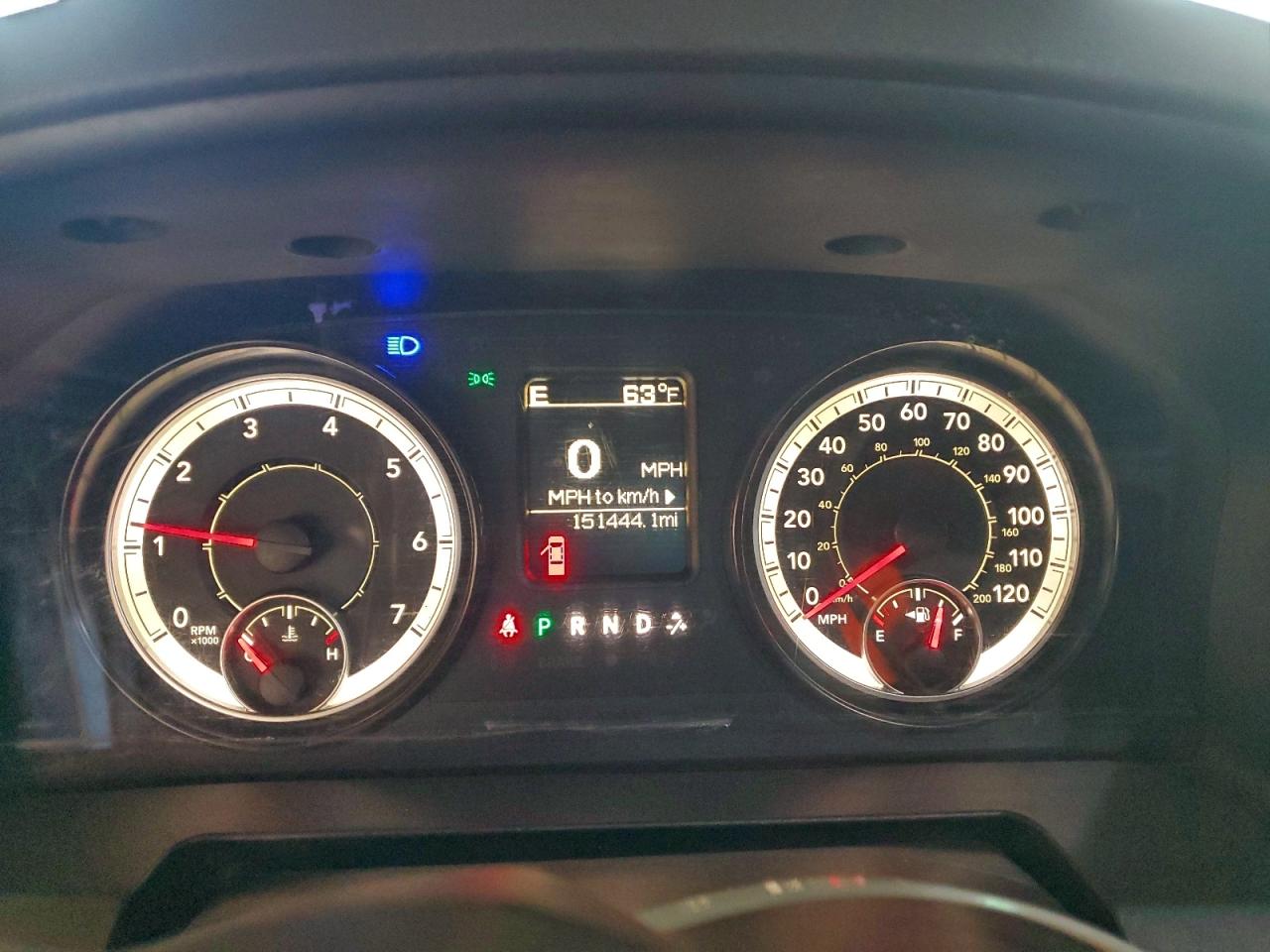 2017 RAM 1500 ST photo 9