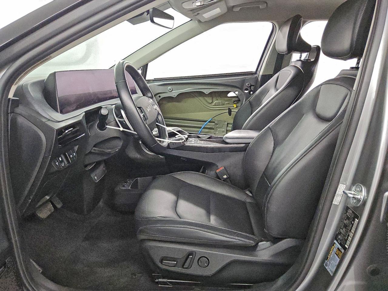 2023 KIA EV6 LIGHT photo 7