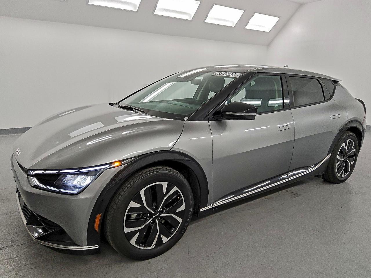 2023 KIA EV6