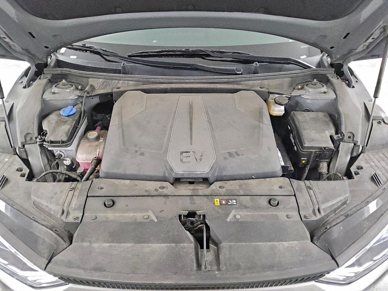 2023 KIA EV6 LIGHT photo 11