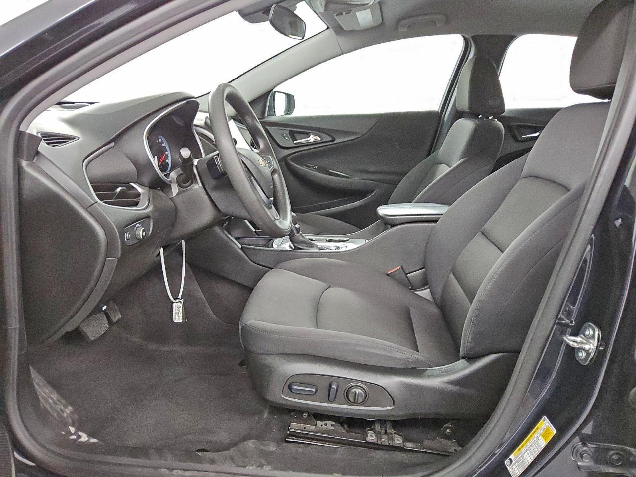 2023 CHEVROLET MALIBU LT photo 7