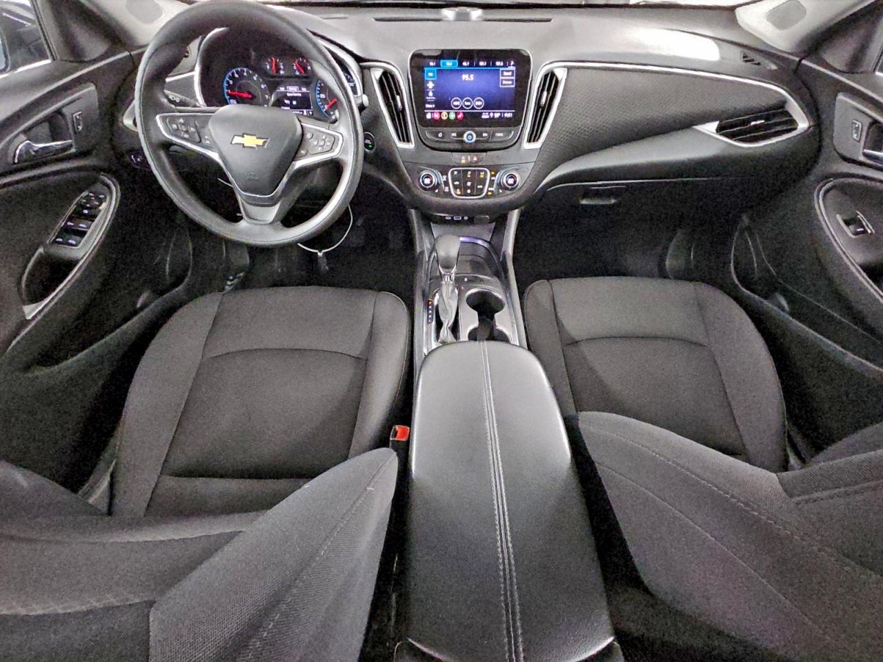 2023 CHEVROLET MALIBU LT photo 8