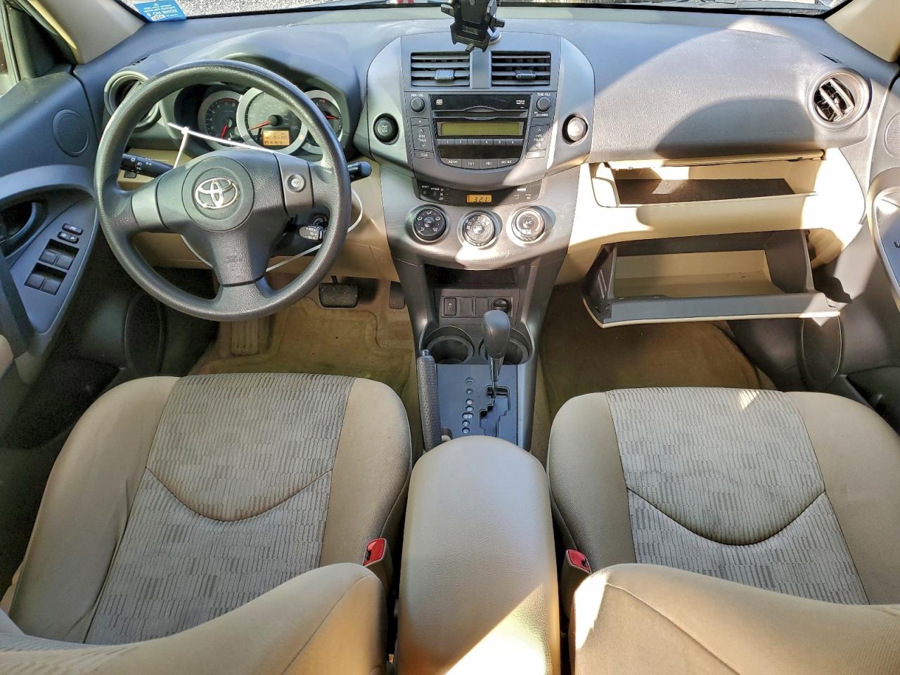 2010 TOYOTA RAV4 photo 8