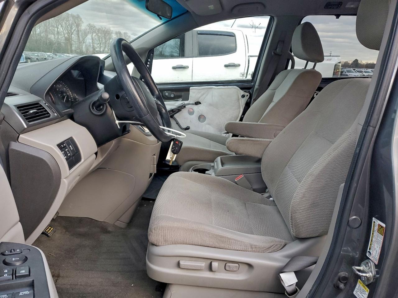 2012 HONDA ODYSSEY EX photo 19