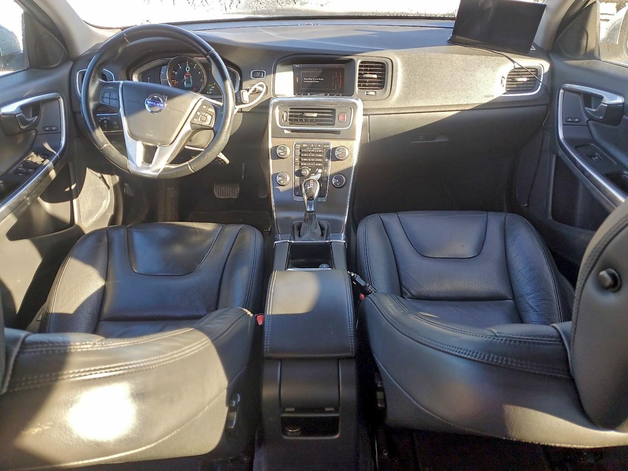 2014 VOLVO S60 T5 photo 15