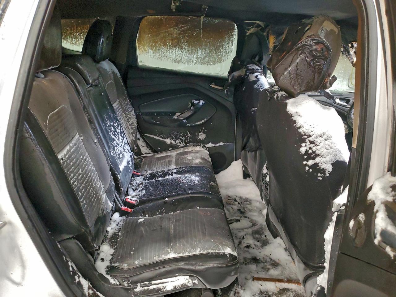 2017 FORD ESCAPE SE photo 28