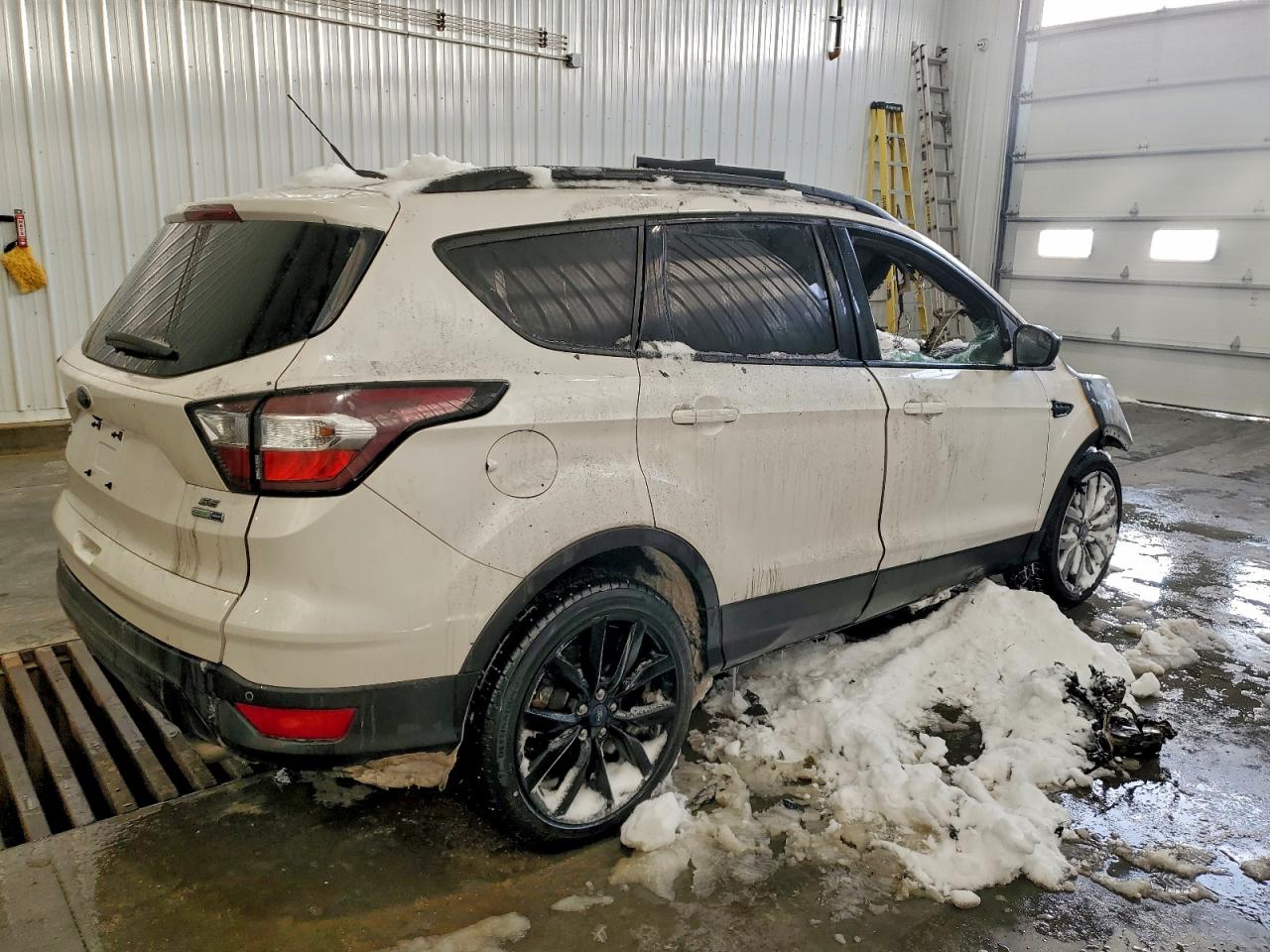 2017 FORD ESCAPE SE photo 7