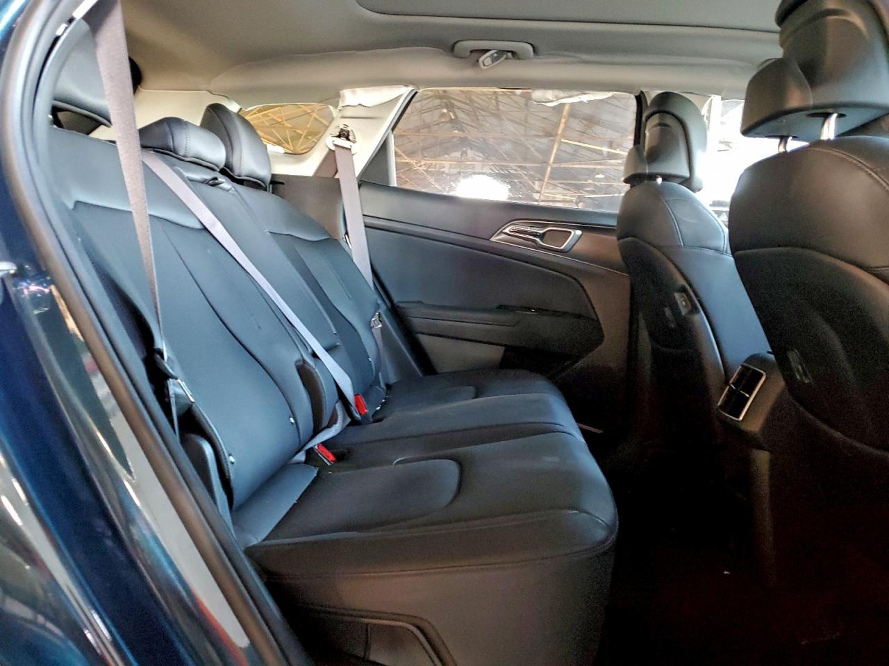 2025 KIA SPORTAGE EX photo 19