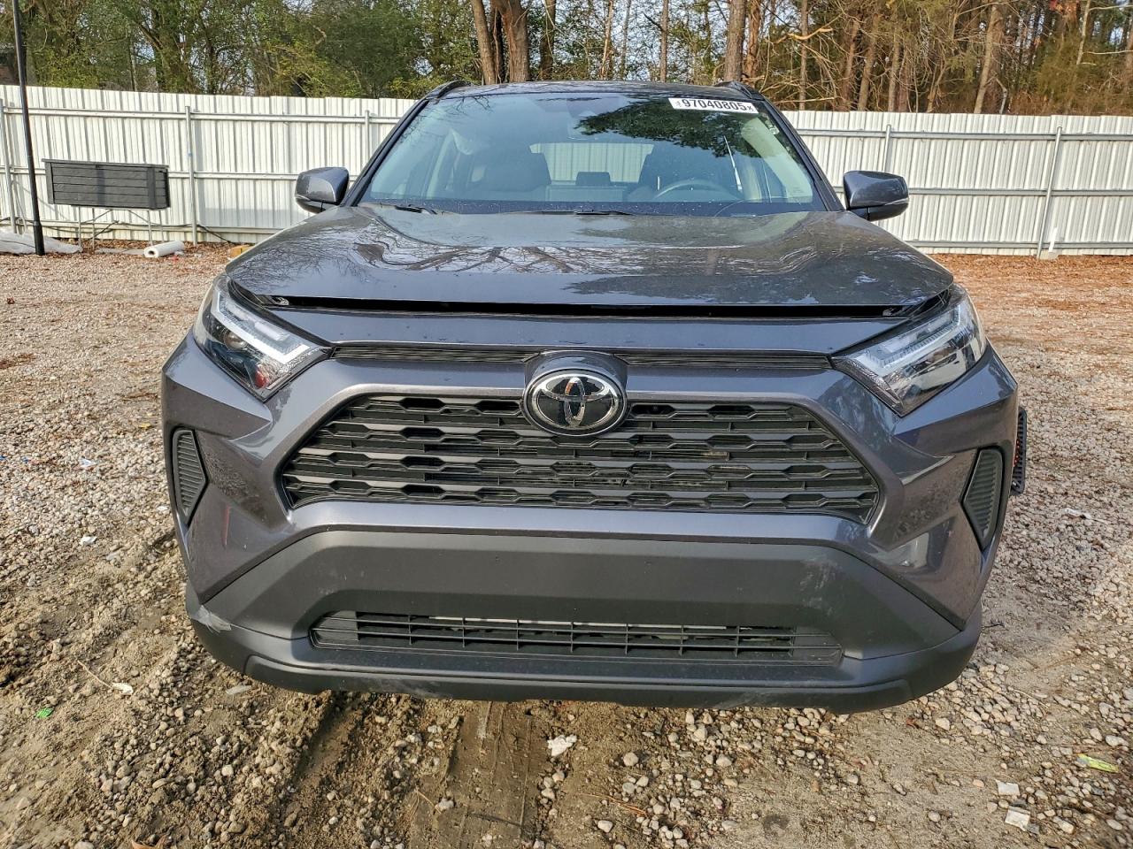 2025 TOYOTA RAV4 XLE photo 5
