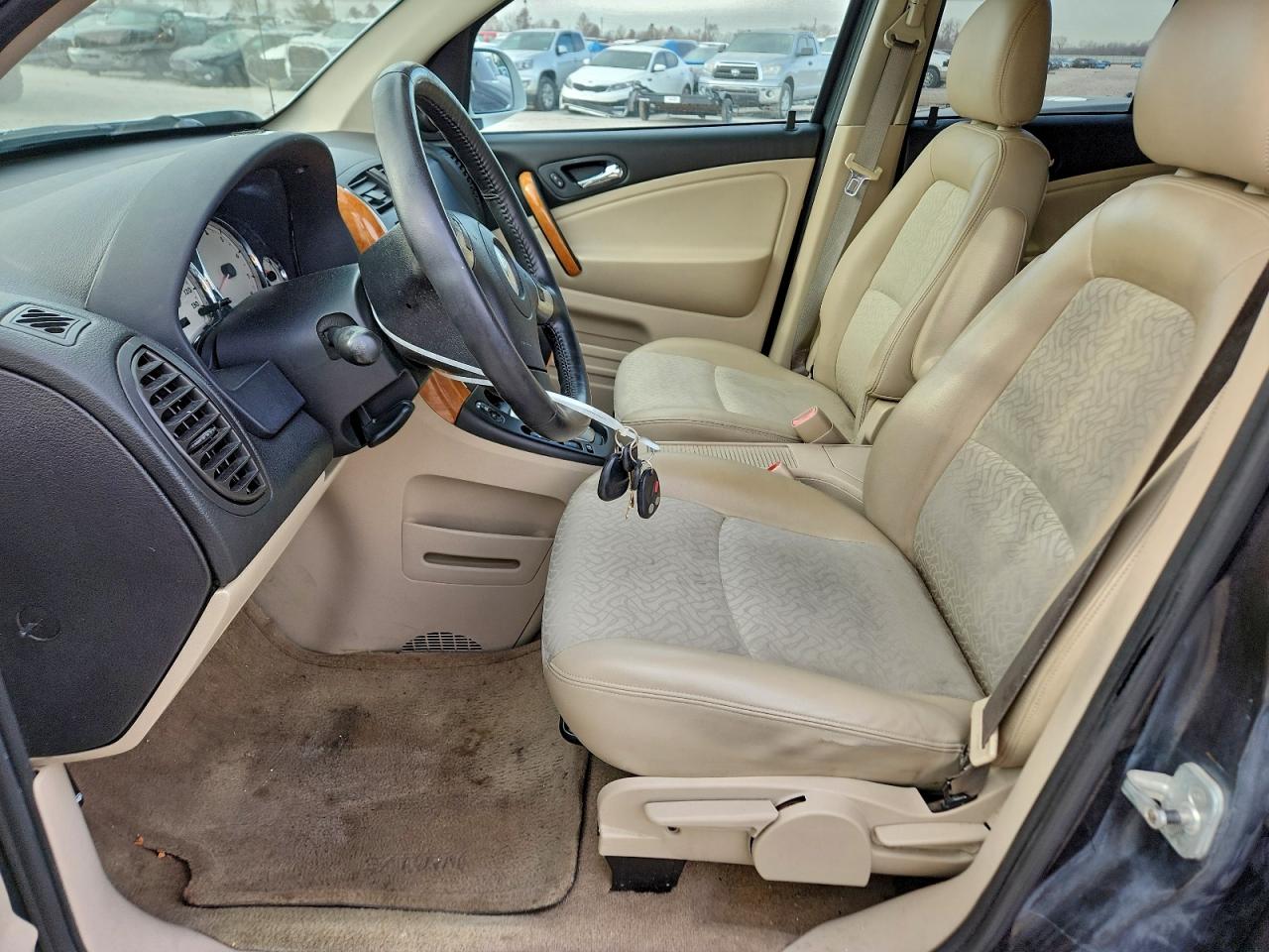 2006 SATURN VUE photo 19