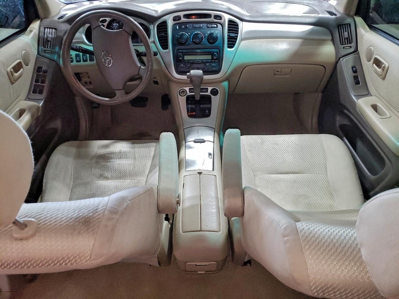 2004 TOYOTA HIGHLANDER BASE photo 22