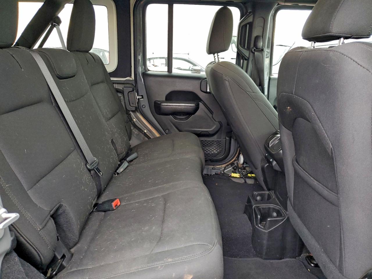 2019 JEEP WRANGLER UNLIMITED SPORT photo 19