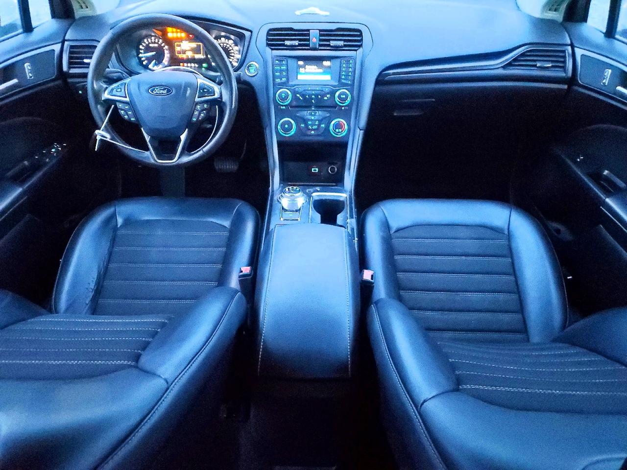 2018 FORD FUSION SE photo 8