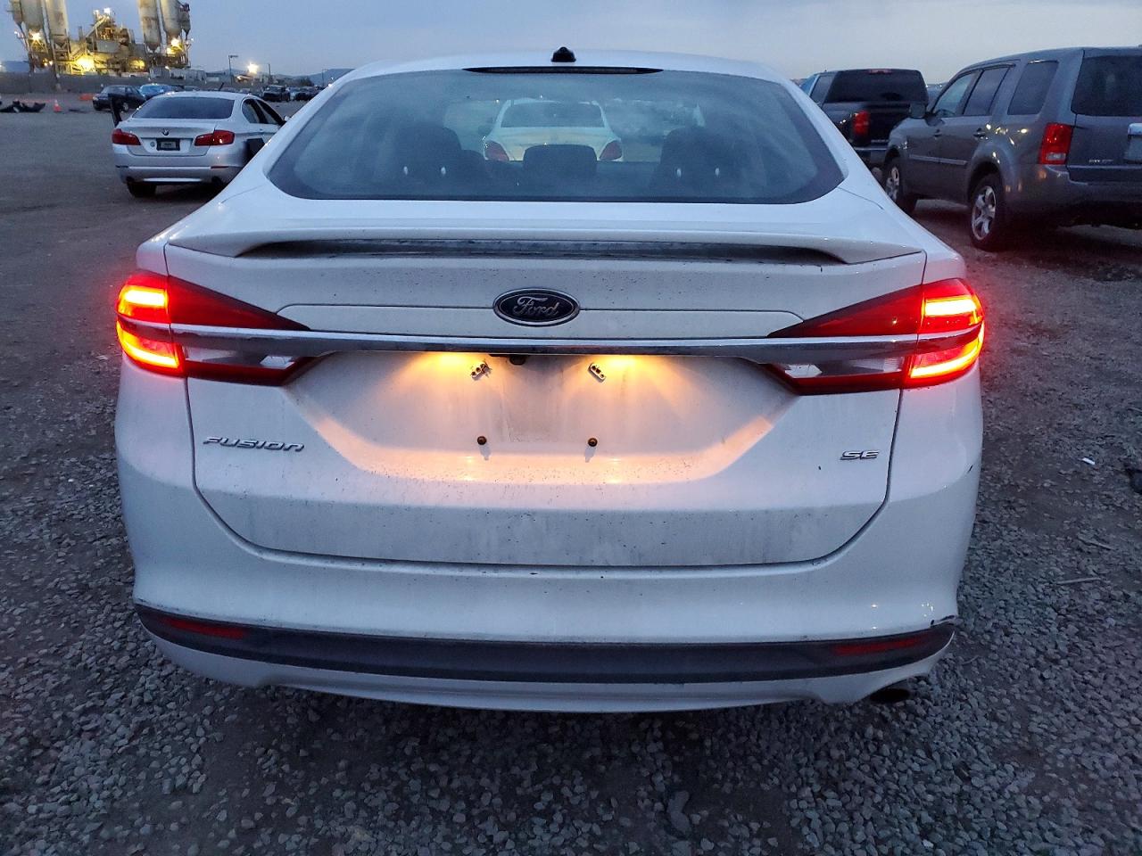 2018 FORD FUSION SE photo 6