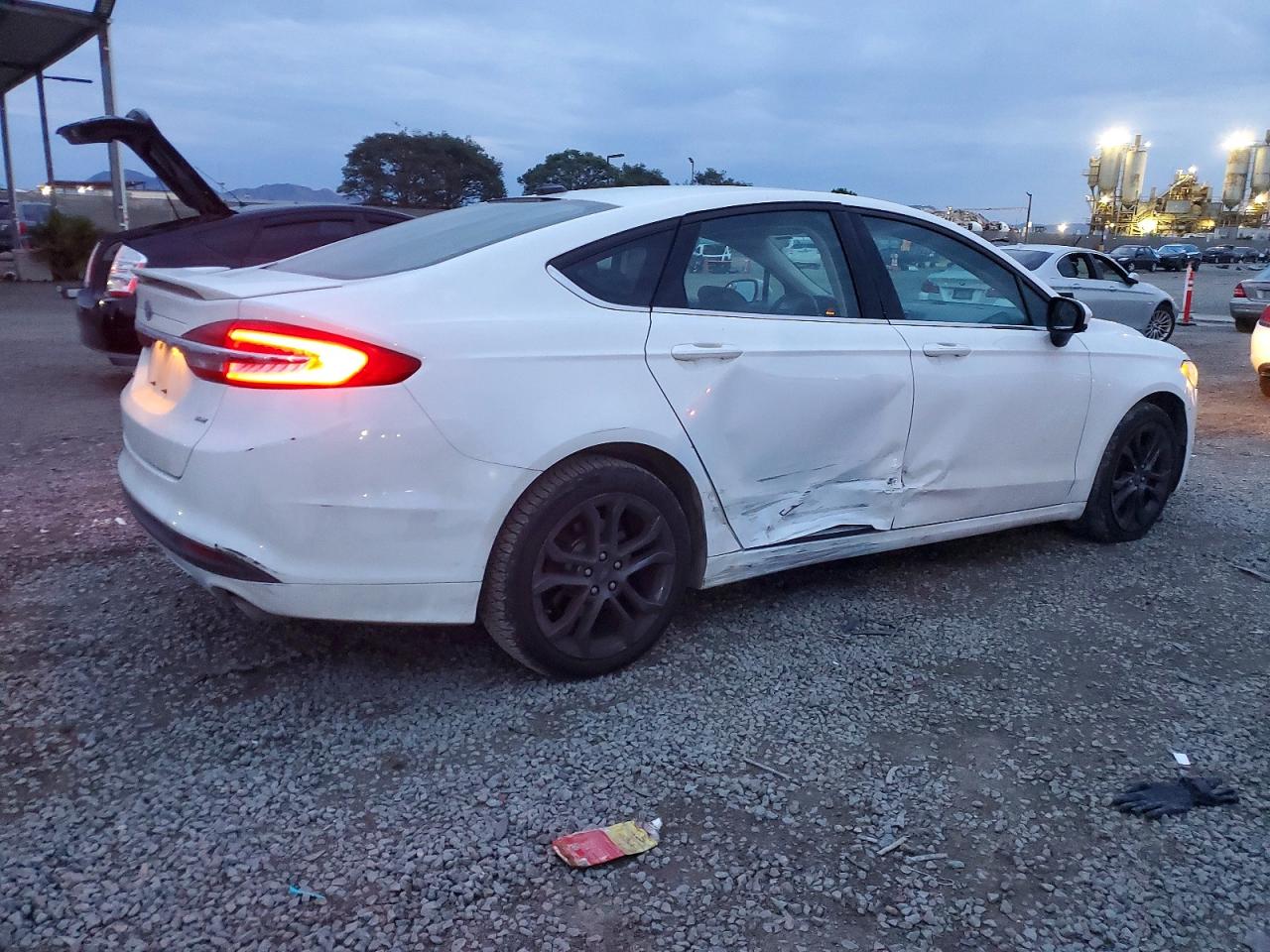 2018 FORD FUSION SE photo 3