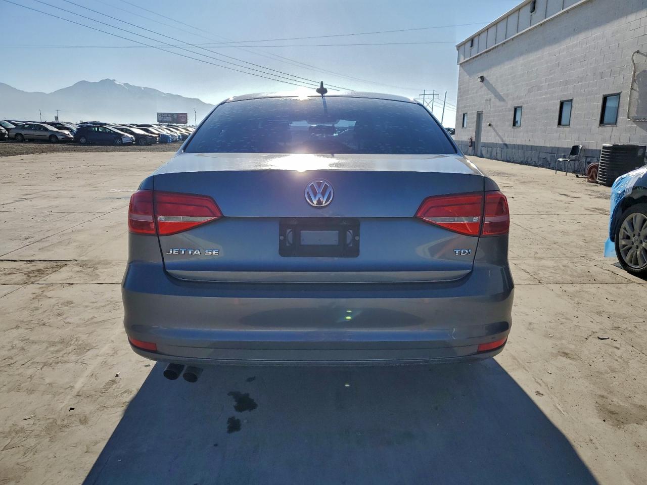 2015 VOLKSWAGEN JETTA TDI photo 6