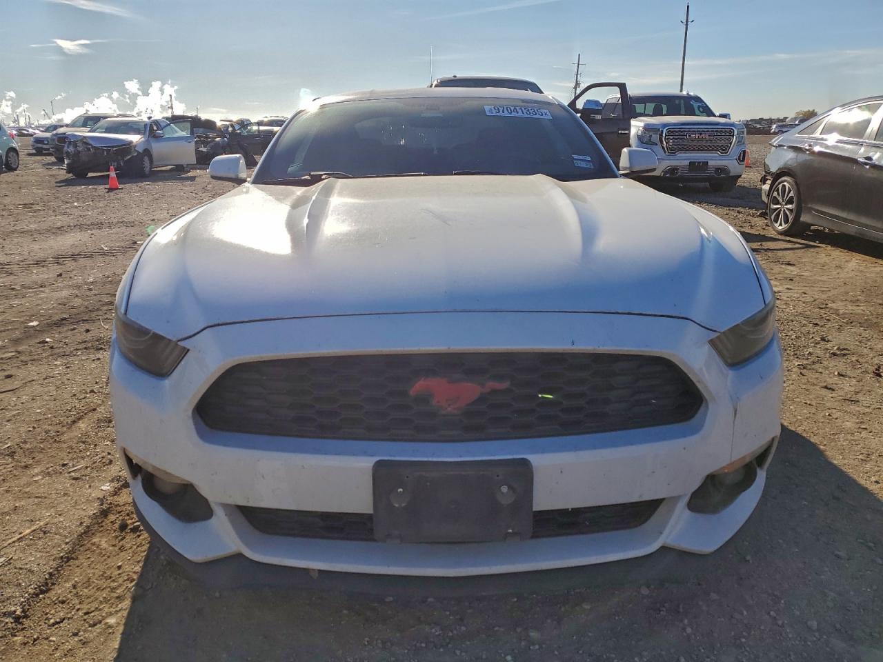 2017 FORD MUSTANG photo 9