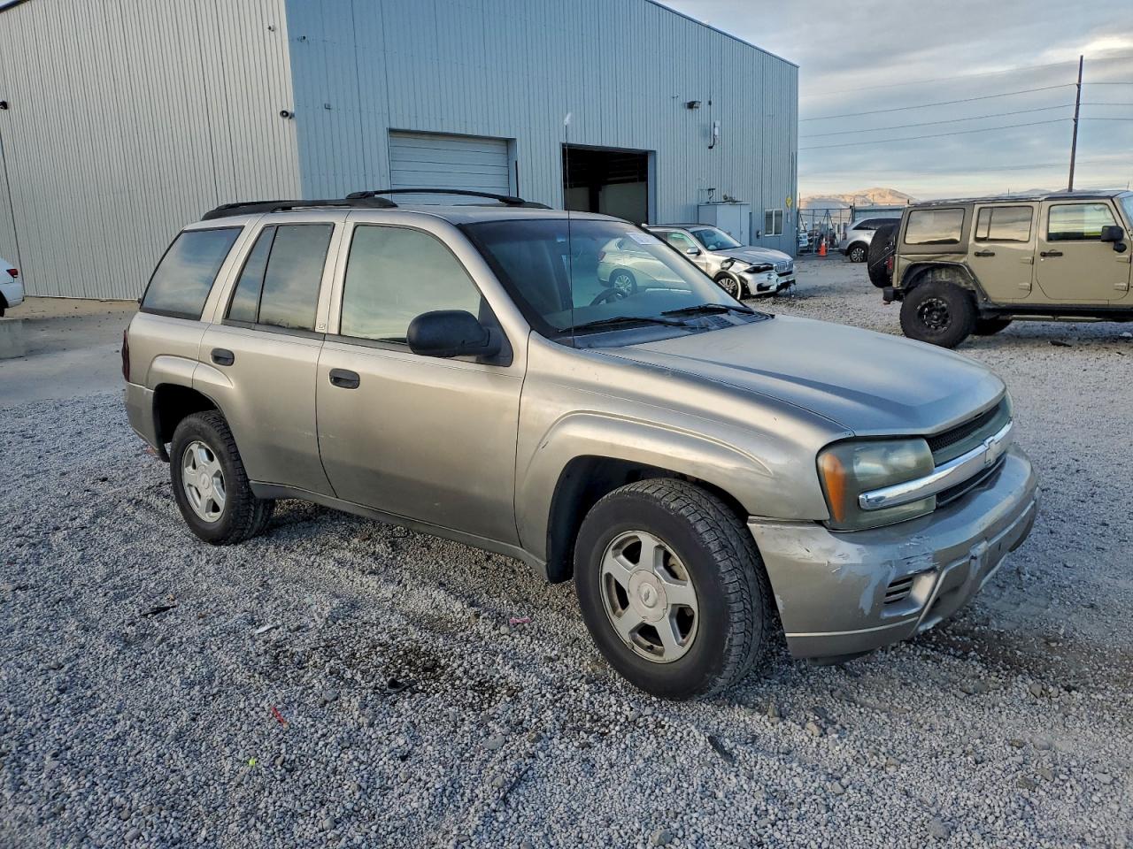 2002 CHEVROLET TRAILBLAZER photo 4