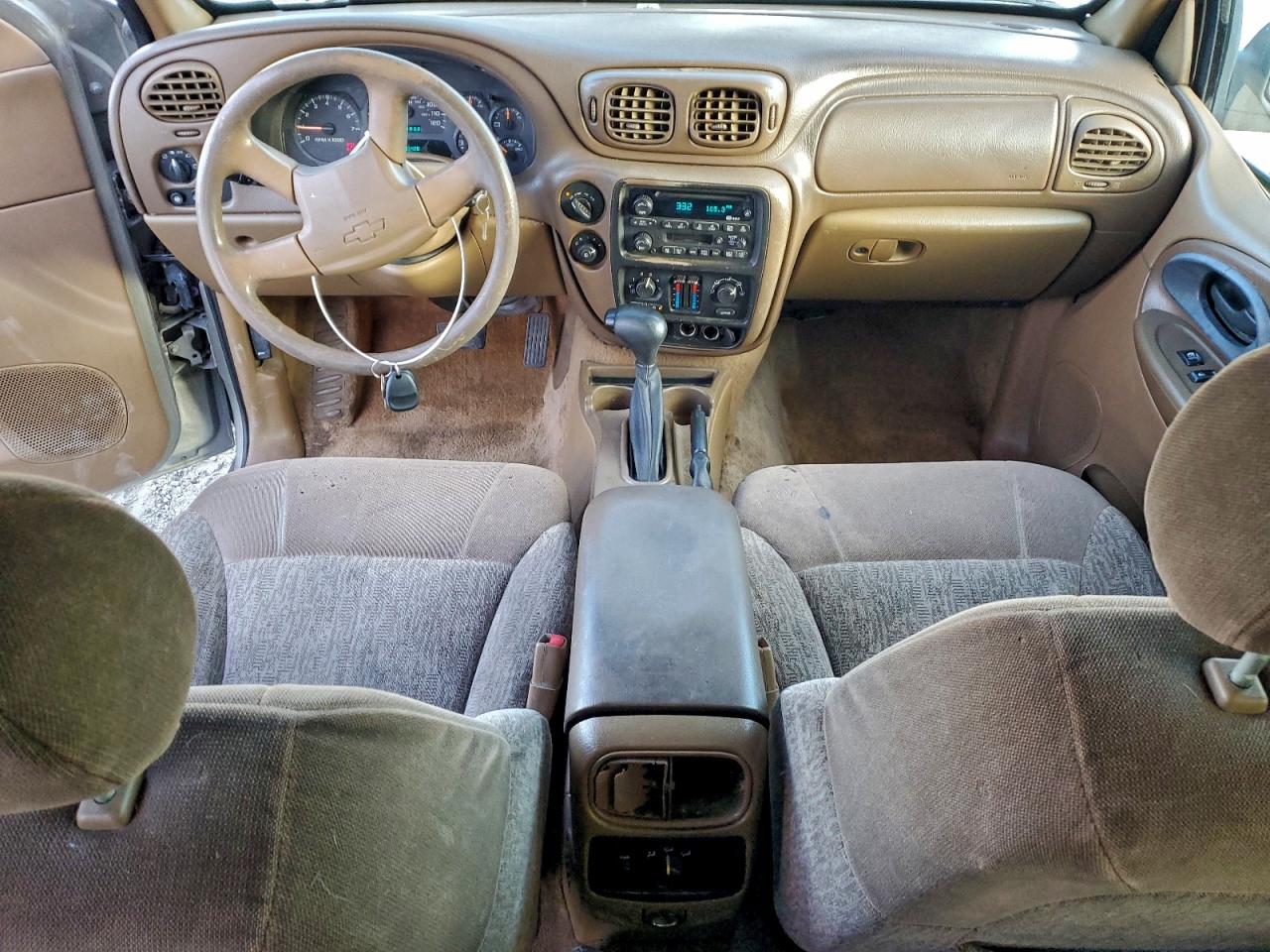 2002 CHEVROLET TRAILBLAZER photo 8