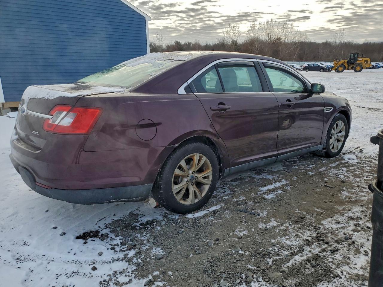 2011 FORD TAURUS SEL photo 5