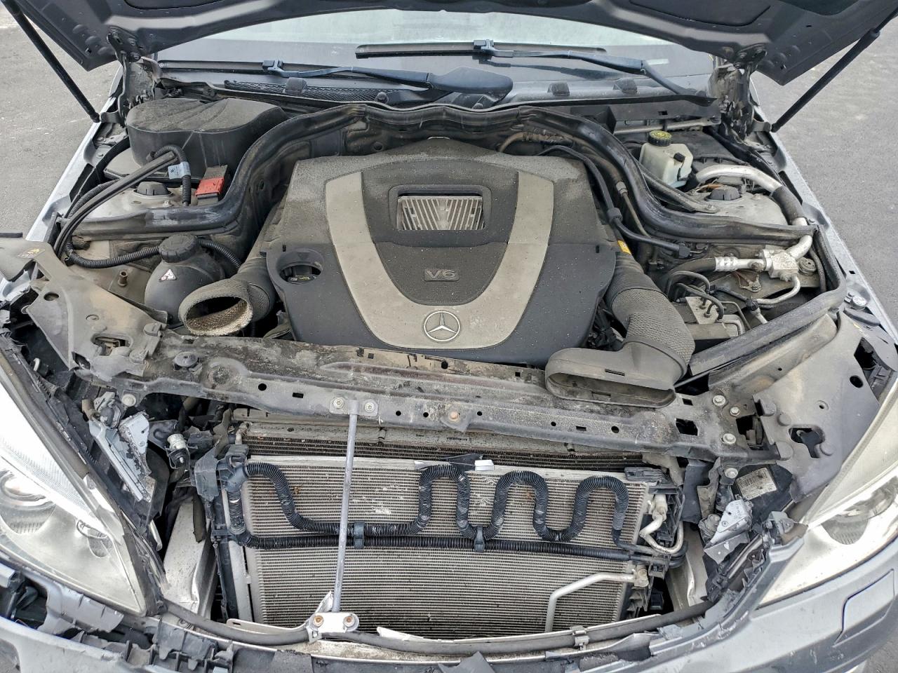 2011 MERCEDES-BENZ C 300 photo 21