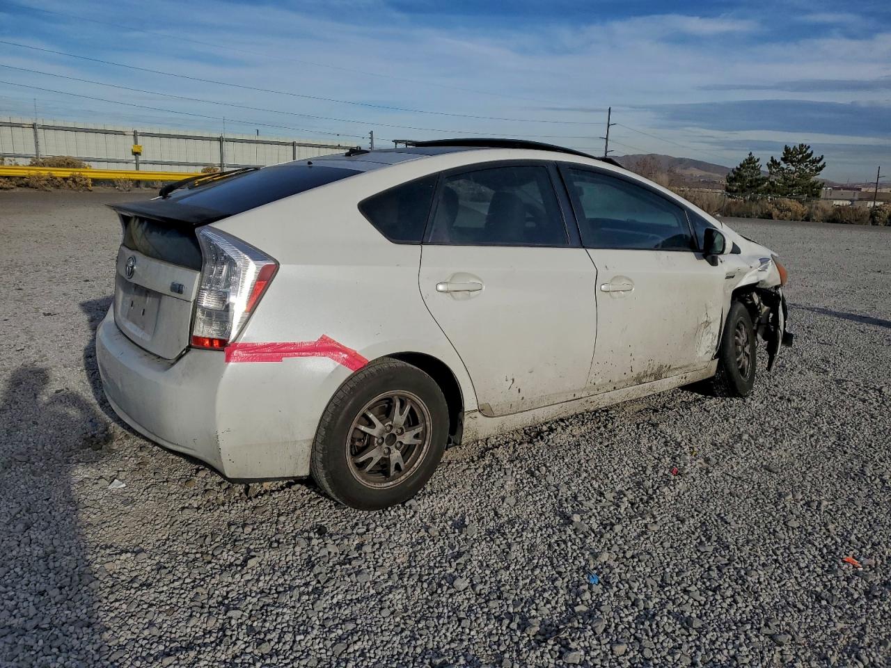 2011 TOYOTA PRIUS photo 5