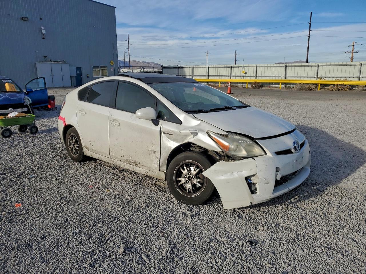2011 TOYOTA PRIUS photo 7