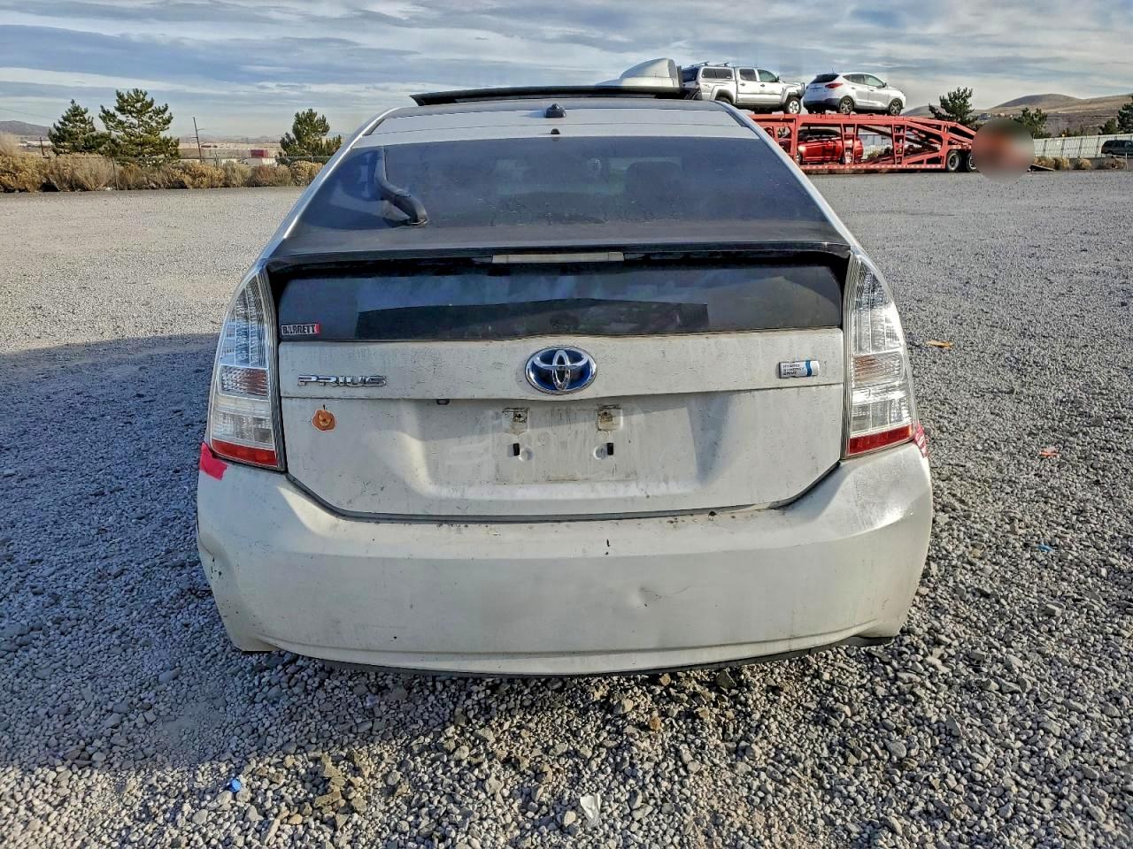 2011 TOYOTA PRIUS photo 11
