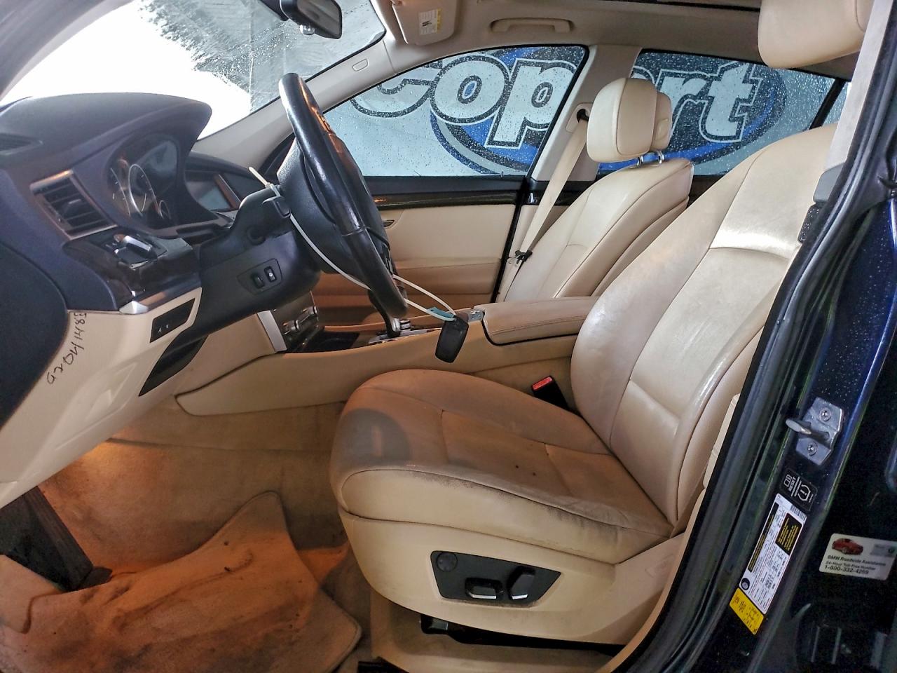 2013 BMW 5 SERIES photo 13
