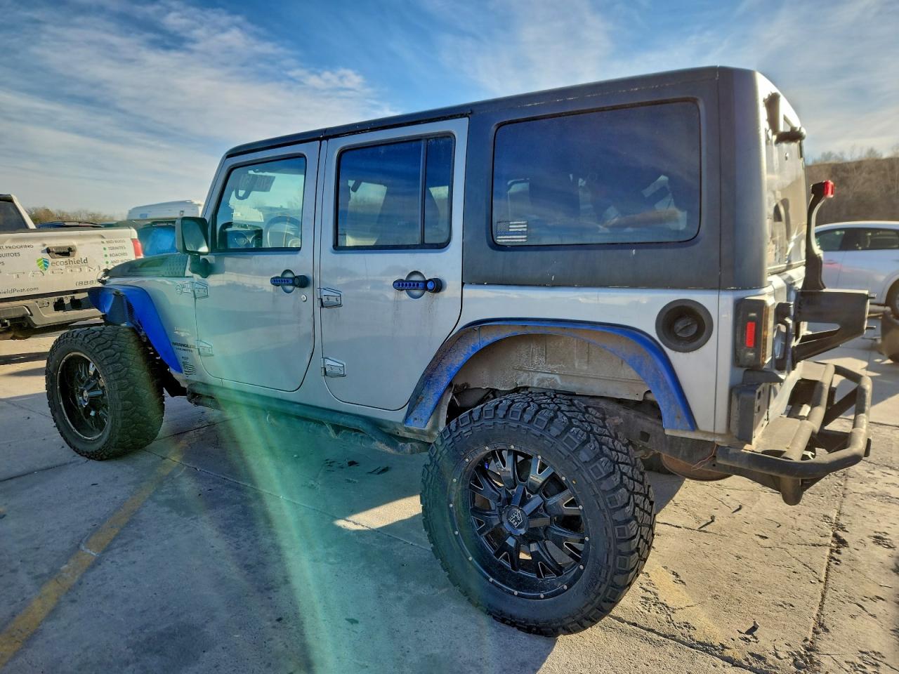 2013 JEEP WRANGLER UNLIMITED SAHARA photo 2