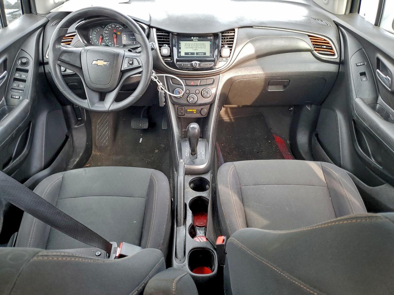 2017 CHEVROLET TRAX LS photo 8
