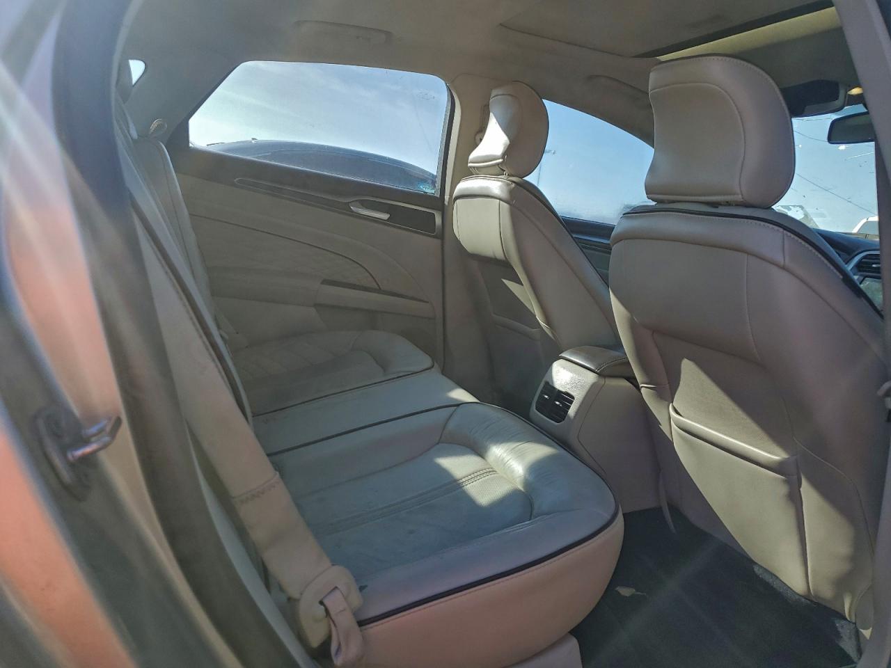 2017 FORD FUSION TITANIUM photo 28